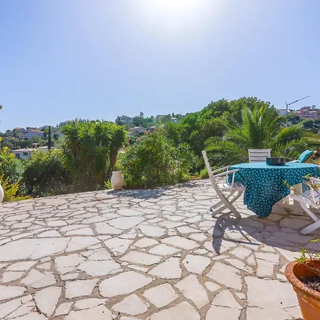 Rez De Avec Jardin Vue Villa Frejus