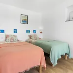 Villa Rez De Avec Jardin Vue *