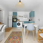Rez De Avec Jardin Vue Villa