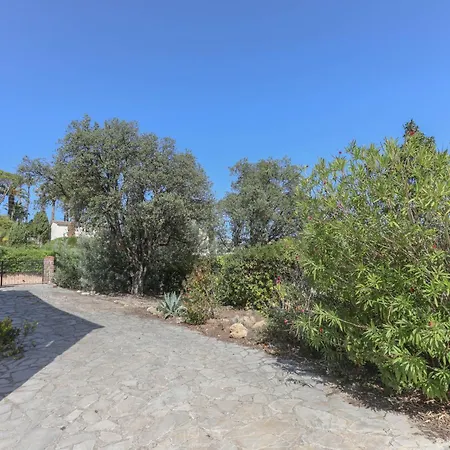 Rez De Avec Jardin Vue Villa Fréjus