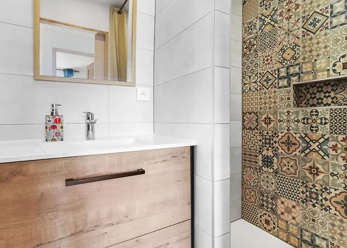 Rez De Avec Jardin Vue