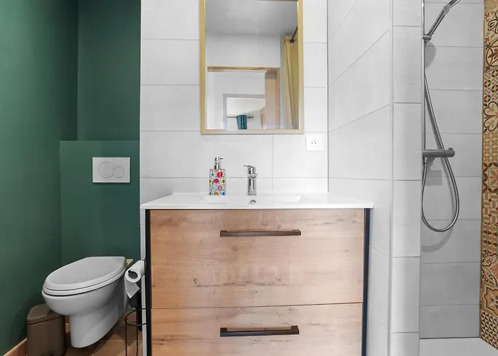 Rez De Avec Jardin Vue *